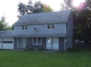 26 1st St, Walden, NY