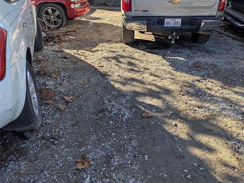 1st image of 5747 Mary Ethel Rd E