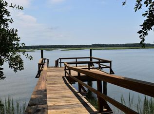 140 Distant Island Dr, Beaufort, SC 29907