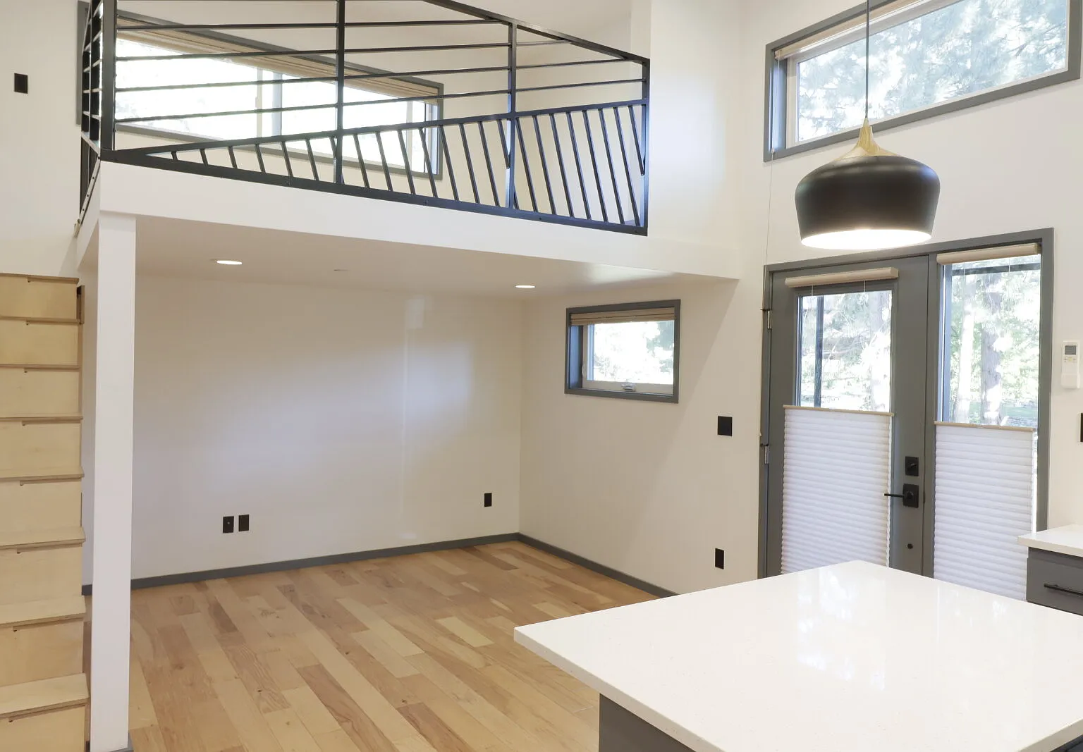 1 bed, 1.0 bath, $1,750 — Photo 3