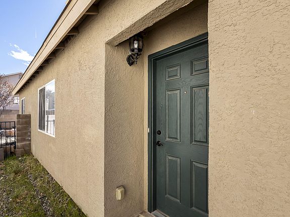 3rd image of 9812 Marlborough Ave SW