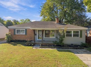 1552 E 49th Pl, Tulsa, OK 74105