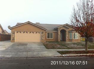 14088 W B St, Kerman, CA 93630