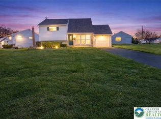 2273 Vista Dr, Bethlehem, PA