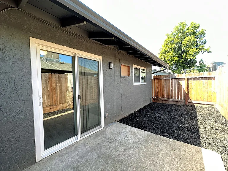 La Madera Apartments at 935 W. Swain Road — Photo 37
