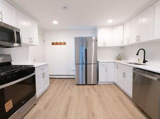 6 Prospect St #2, Merrimac, MA 01860