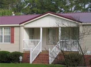 1039 Brisson Rd, Saint Pauls, NC 28384