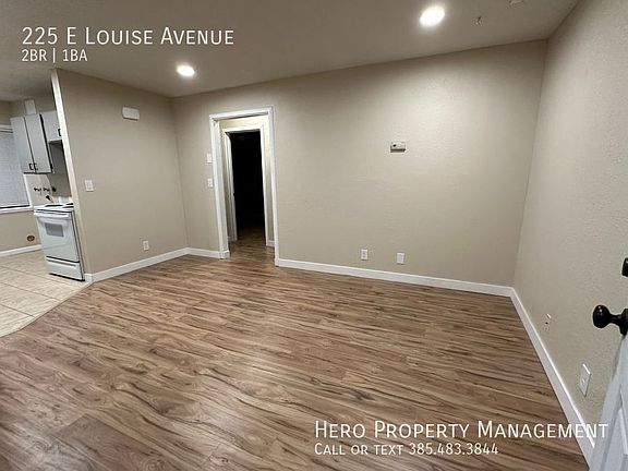 3rd image of 225 E Louise Ave