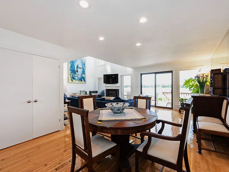 68 W Water St #12 — Photo 6