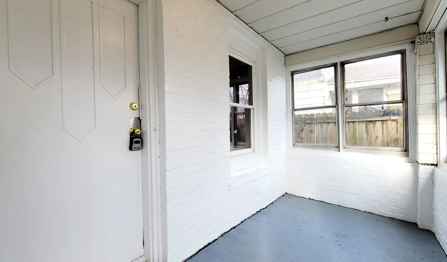 3 bed, 1376 sqft, $1,350 — Photo 2