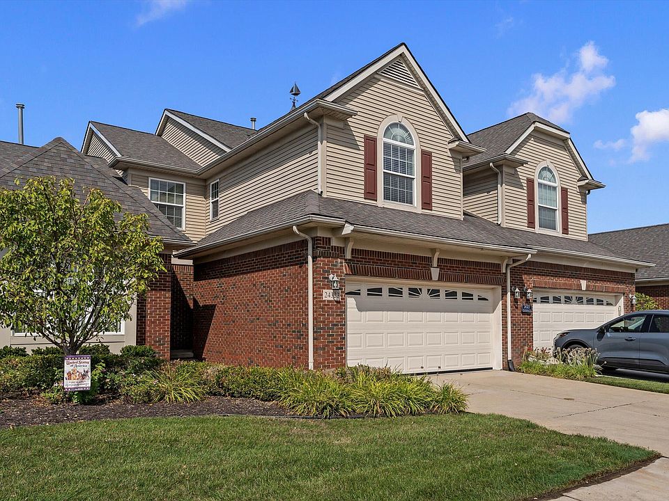 24323 Heatherwood Dr, photo 2