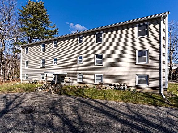 4th image of 36 Whipple Rd