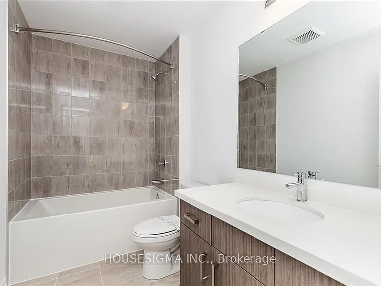 59 Greenwich Ave — Photo 16