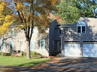 127 Lester Dr, Portland, ME 04103