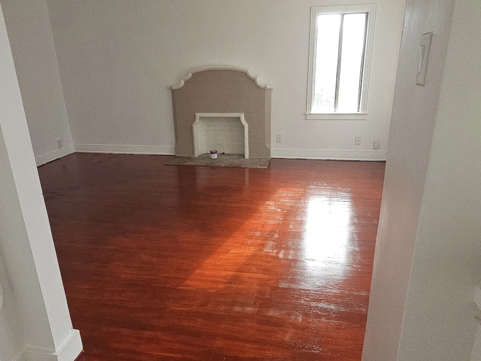 1 bed, 800 sqft, $1,995 — Photo 2