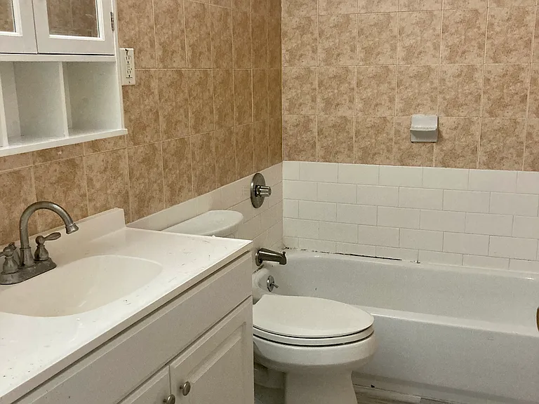 770 E 161st St #2 — Photo 9