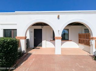 302 S Paseo Lobo UNIT C, Green Valley, AZ 85614