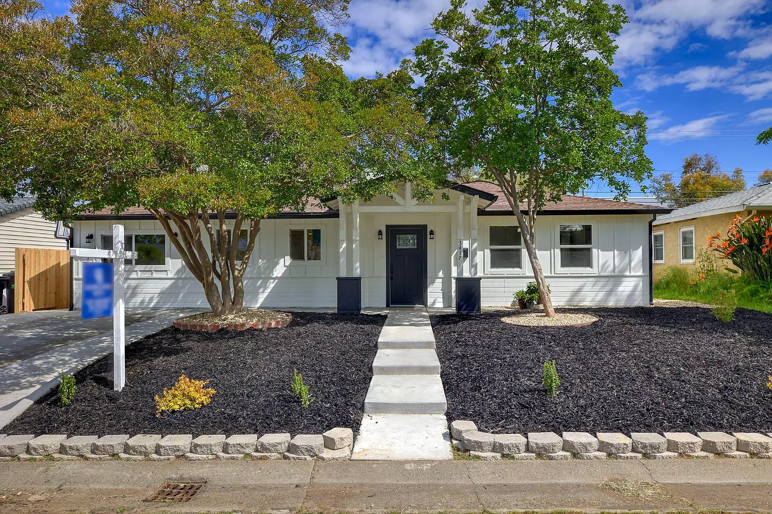 3417 Barrington Rd photo 1