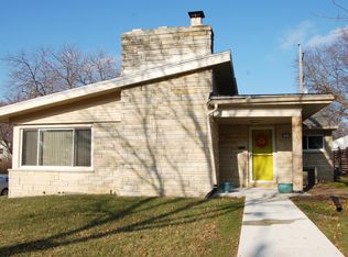 9430 W Burleigh St, Milwaukee, WI 53222