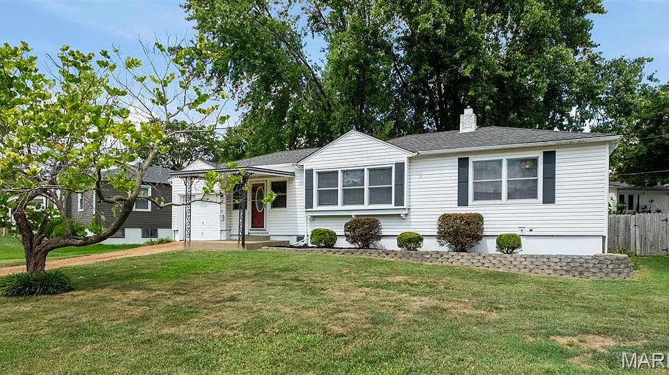 1st image of 9405 Evandale Dr