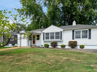 9405 Evandale Dr, Saint Louis, MO