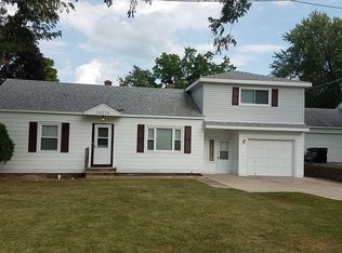 10210 Covell St, Richmond, IL 60071