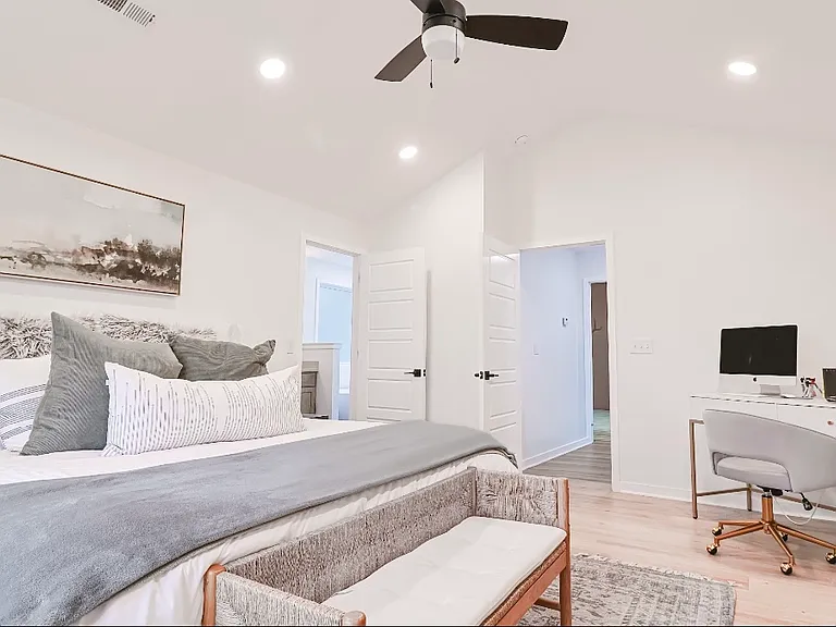 1246 Rich Blvd — Photo 17