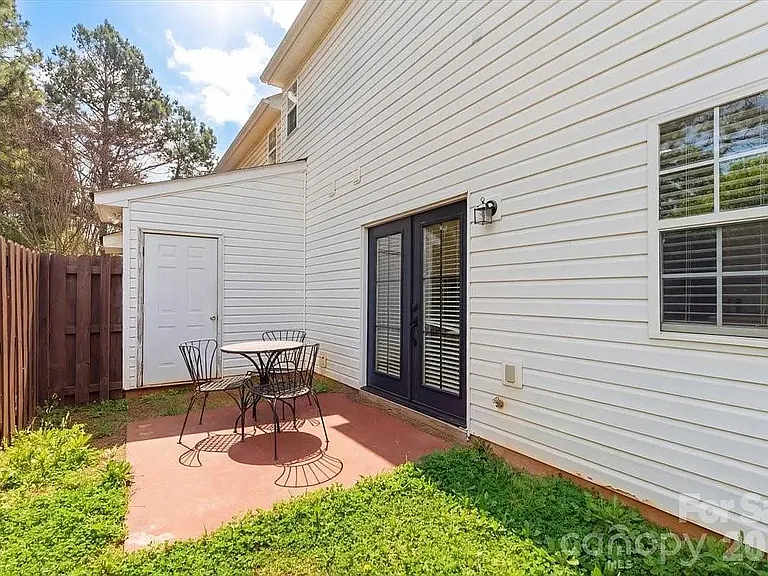 6475 Saint Bernard Way — Photo 12