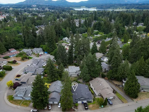5909 Upland Ave, North Cowichan, BC V9L 6P7