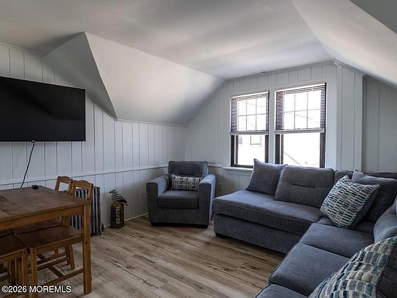 2nd image of 1 Niblick Street #3