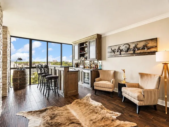 5001 Woodway Dr Unit 1005, Houston, TX 77056