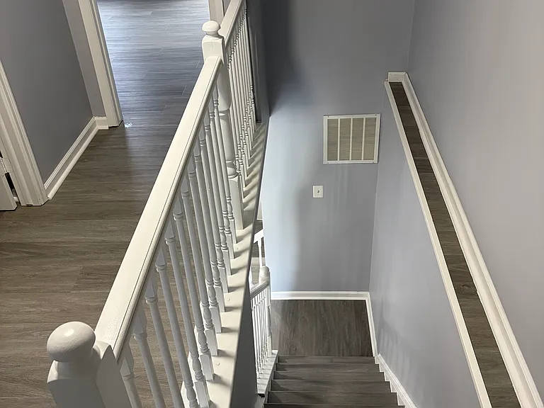 662 Corsica Ave — Photo 7