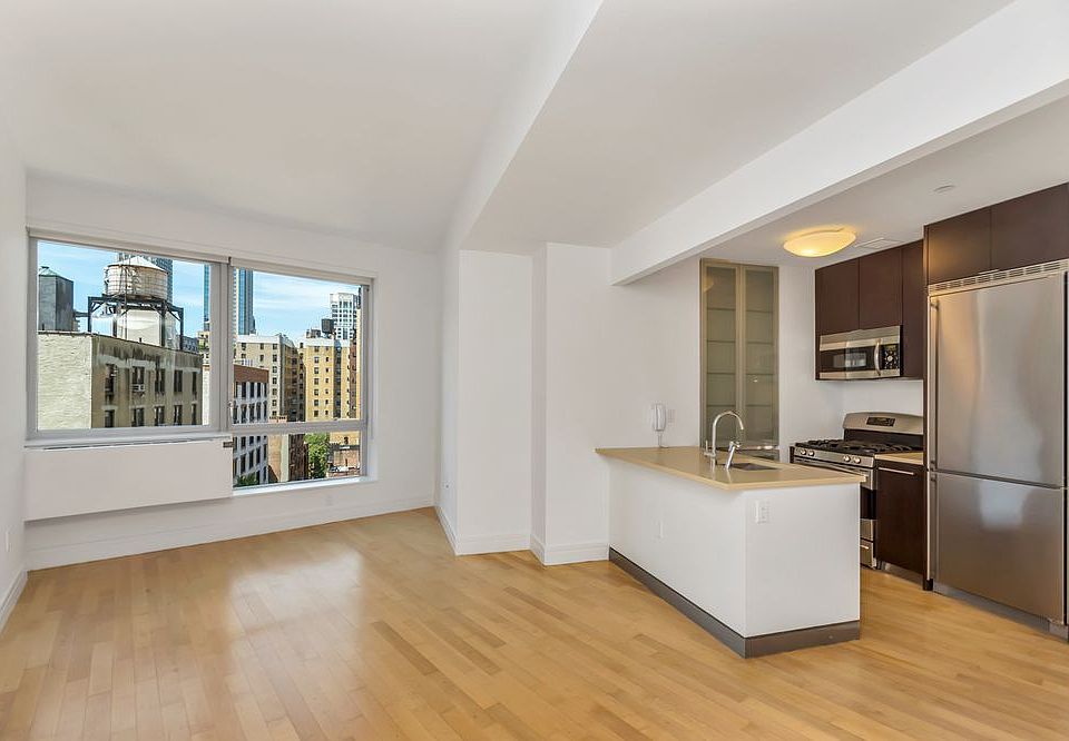 1st image of 200 W 72nd St APT 12N