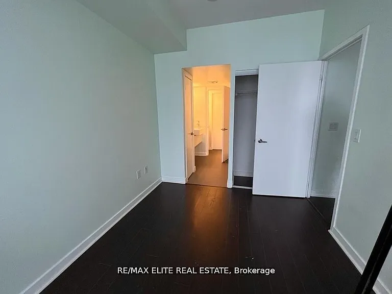 38 Dan Leckie Way #2605 — Photo 4