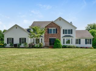 5 Ryerson Rd, Flemington, NJ 08822