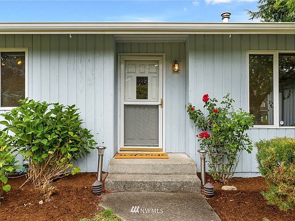 Stately curb appeal and personality A+.