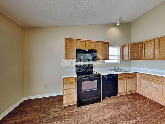 3rd image of 6631 W Irving Dr
