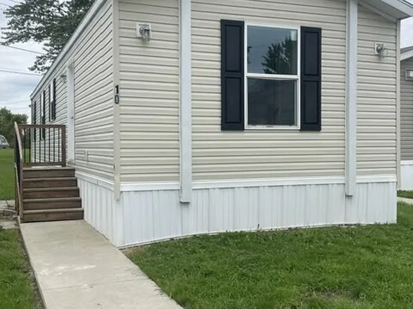 14210 Telegraph Rd, Flat Rock, MI