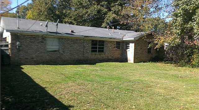 2nd image of 3008 Capri Rd