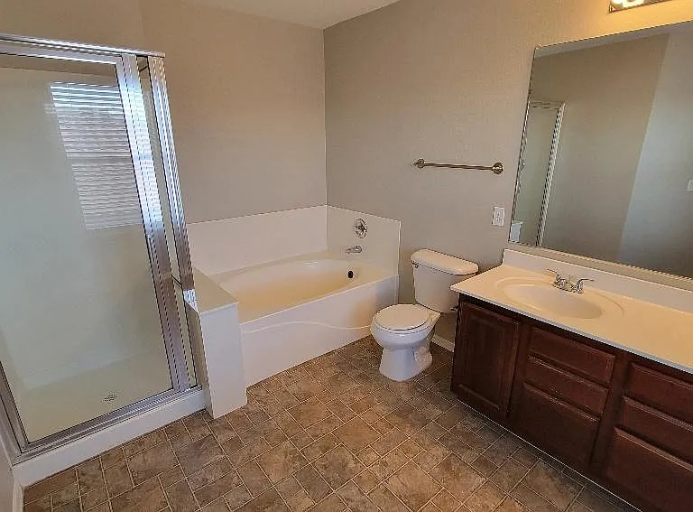 25857 W Burgess Ln — Photo 8