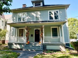 231 N Webster Ave, Jacksonville, IL 62650