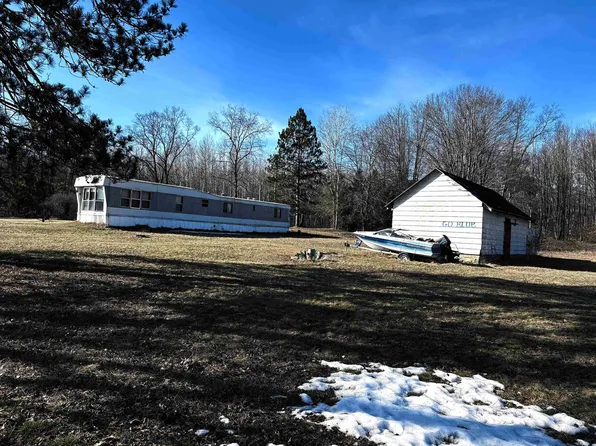 8642 N Cornwell Ave, Harrison, MI 48625