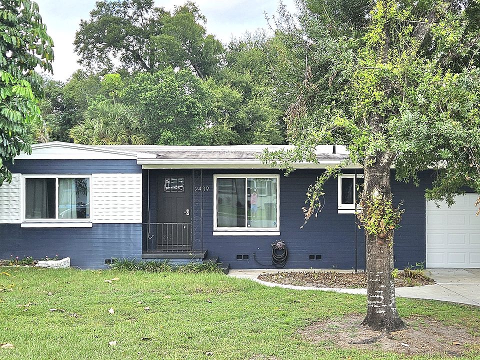 1st image of 2439 E Jersey Ave