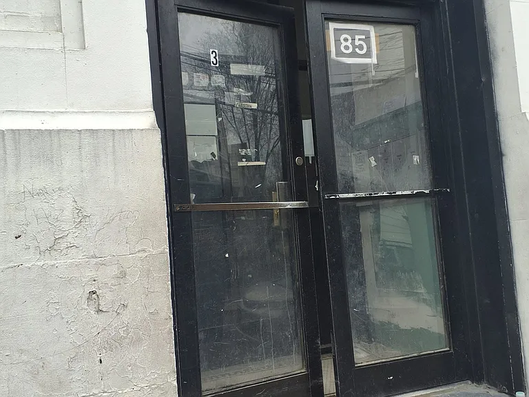 85 Bruce Ave #2S — Photo 2
