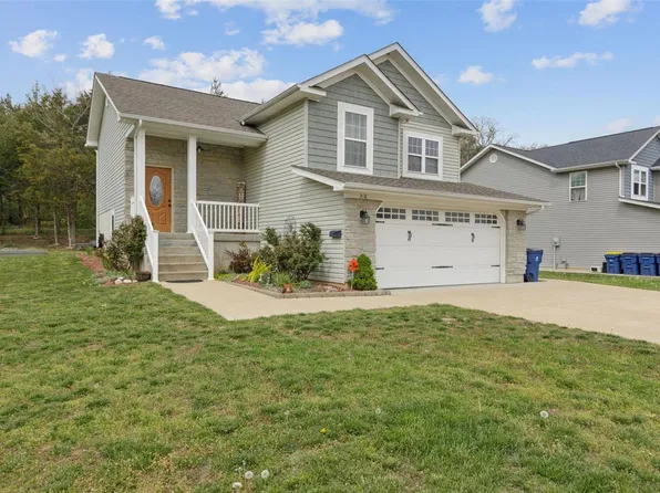 318 N Thomas St, De Soto, MO 63020