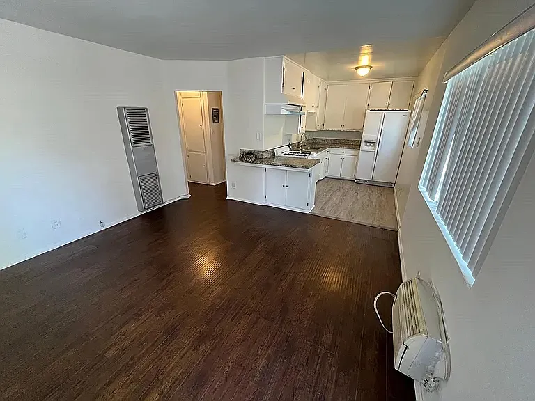 1813 Yosemite Dr #3 — Photo 3