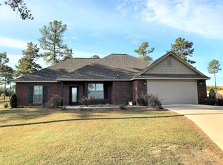 134 Joan Dr, Ellisville, MS 39437
