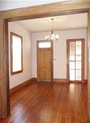 4th image of 1210-12 Mandeville St