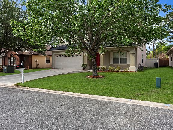 5th image of 8208 Leafcrest Dr