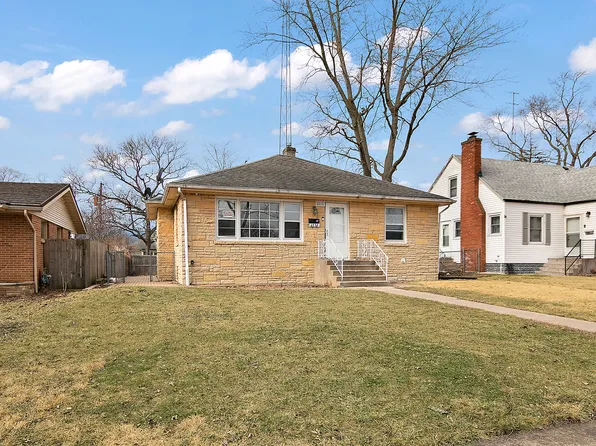 1235 S Osborn Ave, Kankakee, IL 60901
